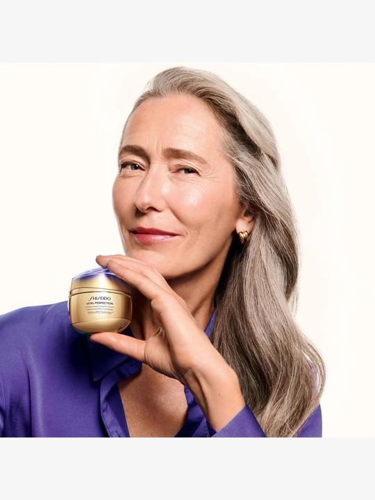 Immagine prodotto Shiseido Ricarica di Crema Suprema Concentrata VITAL PERFECTION (50 ml, Crema da giorno)