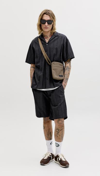 Image du produit Jack & Jones Regular Fit Shorts Shorts (L)