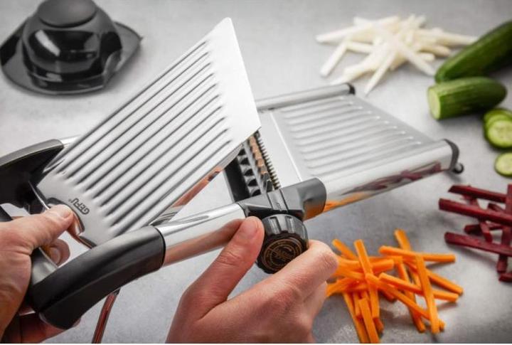 Actual product image GEFU Volari gourmet slicer
