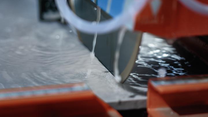 Produktbild Bosch Professional Zubehör Diamanttrennscheibe Standard for Ceramic, 350 x 30 + 25,40 x 2 x 7 mm