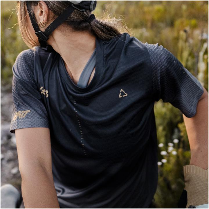 Actual product image Leatt Trail 3.0 (M)