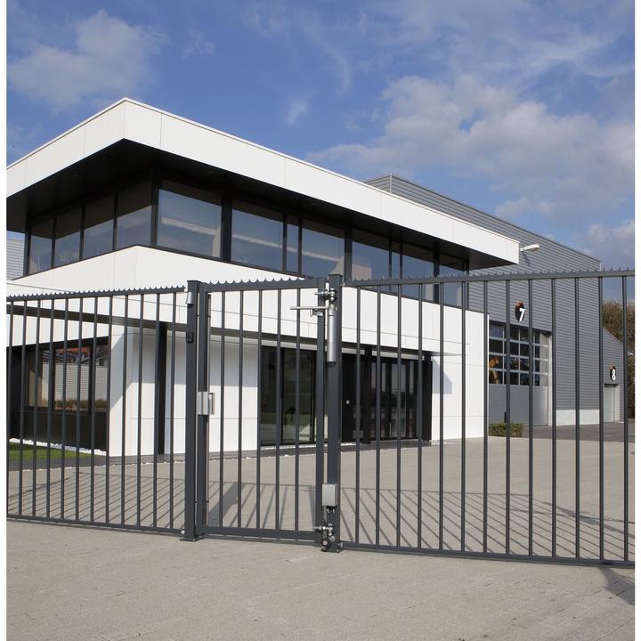 Actual product image Locinox Door hinge GBMU4, 4-way adjustable, 180° opening angle, plate 40x42 mm galvanised (1 pcs.)