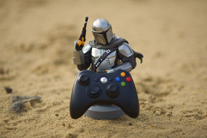 Actual product image Exquisite Gaming Star Wars: Mandalorian - Cable Guy (PS5, PS4, Mac, Switch, PC, Xbox Series X, Xbox Series S)