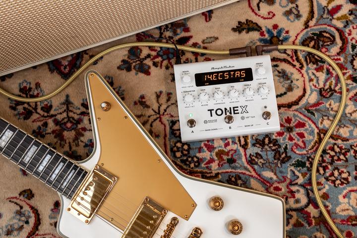 Actual product image IK Multimedia TONEX Pedal Anniversary Edition (Electric bass, Electric guitar)