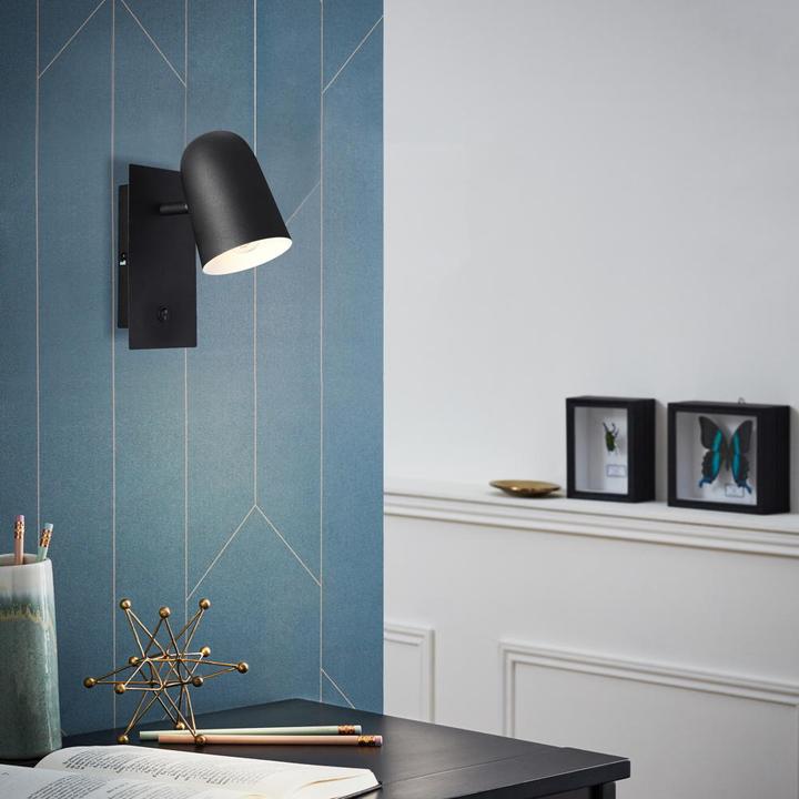 Actual product image Brilliant Ayr E14 WA1 + SCHALTER Wandspot mit Schalter (E14)