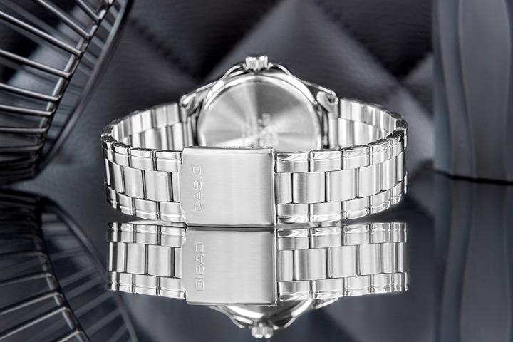 Actual product image Casio MTP-1259PD-7BEG (Analogue wristwatch, 38.40 mm)