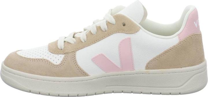 Actual product image Veja V-10 (37)