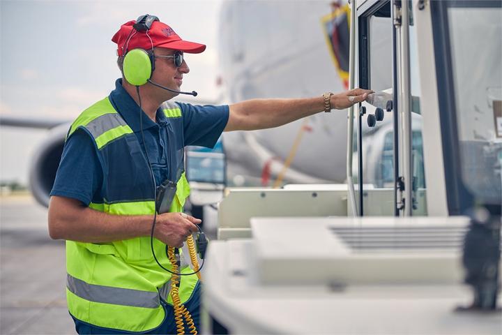 Produktbild Rug Gear RG750 (64 GB, Black, 4", Dual SIM, 4G)