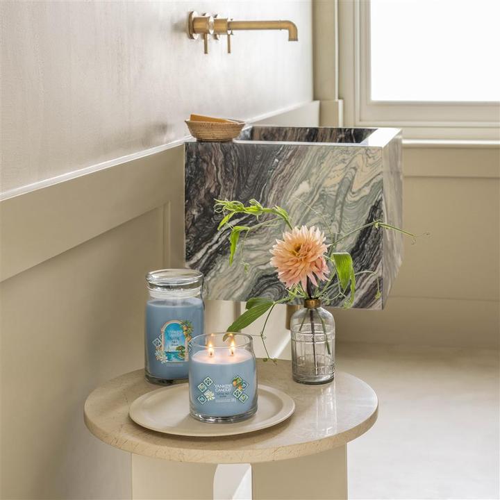 Actual product image Yankee Candle Azure Sky (368 g)