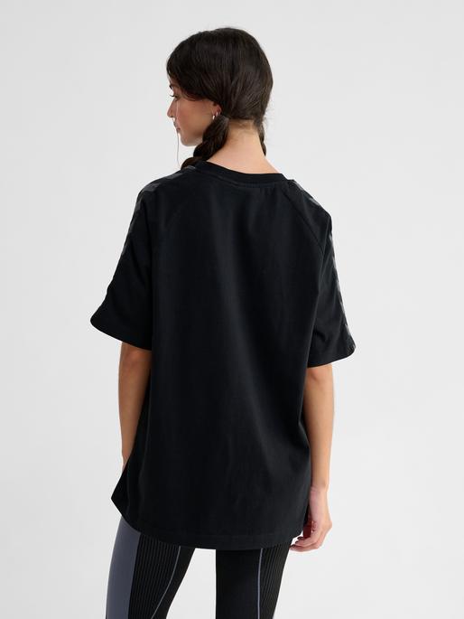 Produktbild hummel hmlARCHIVE LOOSE T-SHIRT S/S (L)