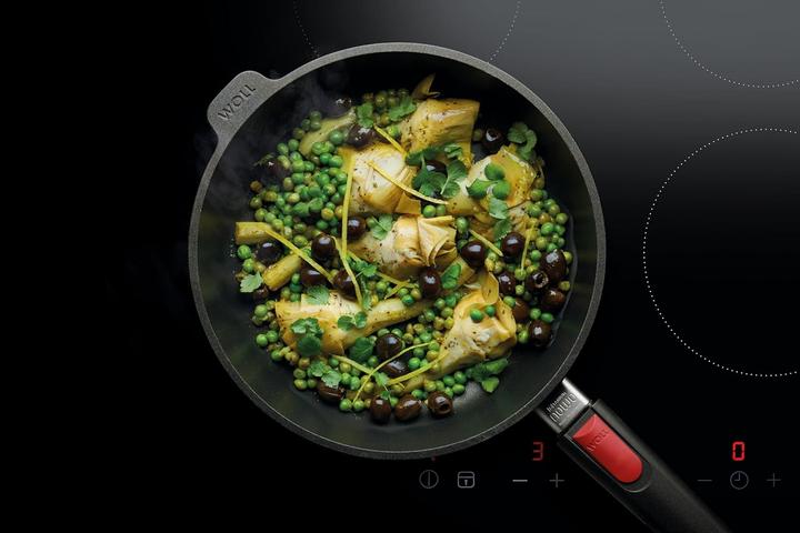 Actual product image Woll 1726N Pan, cast aluminium, black (Frying pan, Cast aluminium, 26 x 7 cm)