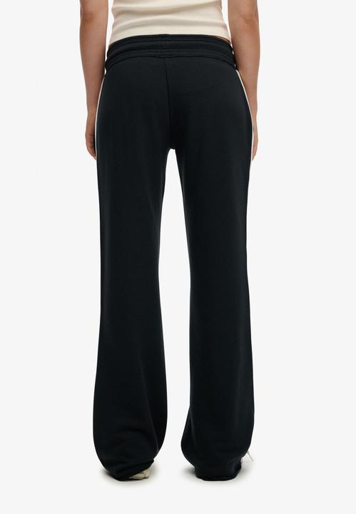 Actual product image Superdry Athletic Essential (XS)