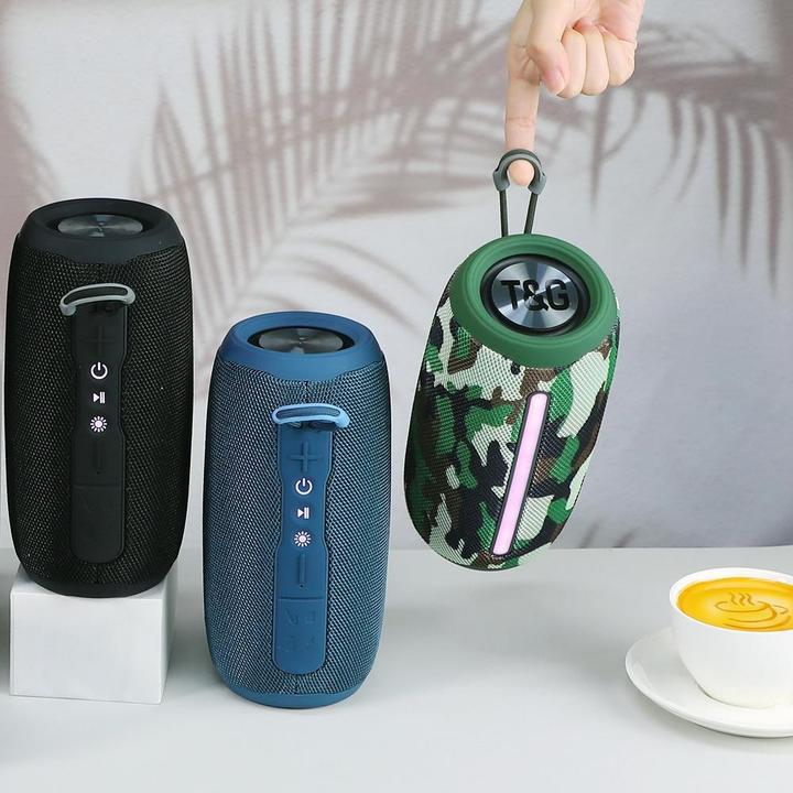 Produktbild T&G TG663 Tragbarer bunter LED-Bluetooth-Lautsprecher (2 h)