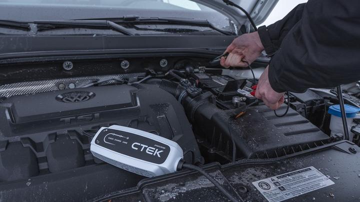 Actual product image Ctek Charger (12V, 3.80 A)