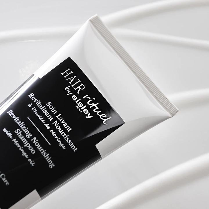 Produktbild Sisley Soin Lavant Revitalisant Nourrissant (Flüssiges Shampoo, 500 ml)