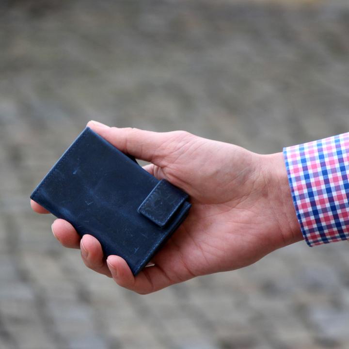 Actual product image SecWal 2 Kartenetui mit Münzfach, blau, 10 Karten, RFID