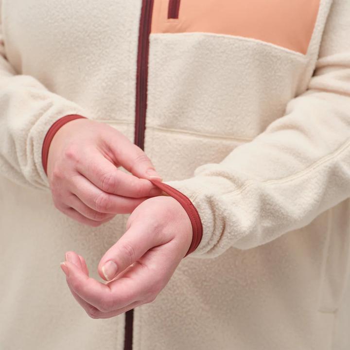 Actual product image Cotopaxi Abrazo (S)