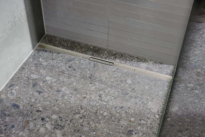 Produktbild Geberit Caniveaux de douche CleanLine30, longueur 30-90cm (peut être raccourci), 154.501.KS.1, 154.501.KS.1 (300 mm)