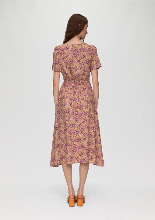 Actual product image S.Oliver Kleid Antailliertes Viskosekleid mit All-over-Print (40)
