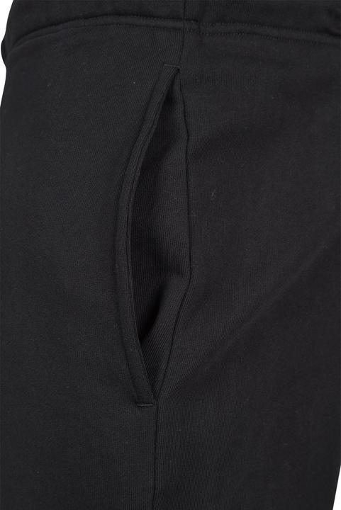 Actual product image Urban Classics UC Men Basic Sweatshorts (M)