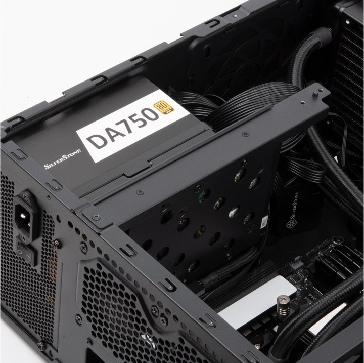 Actual product image Silverstone GD11 (SSI CEB, ATX, mATX, Mini-ITX)
