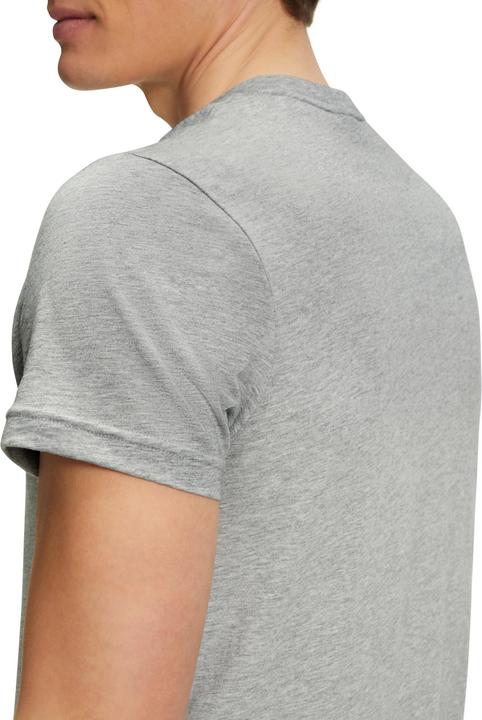 Actual product image Falke BA V-Neck T-Shirt m (M)