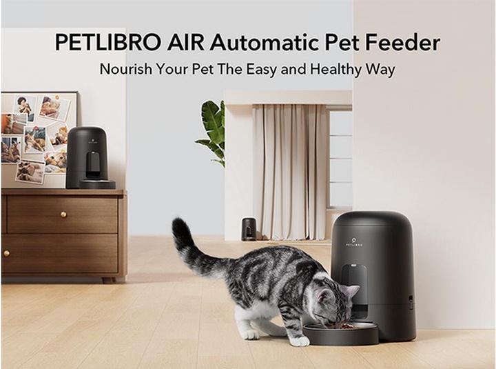 Actual product image Petlibro Automatic cat food (2 l)