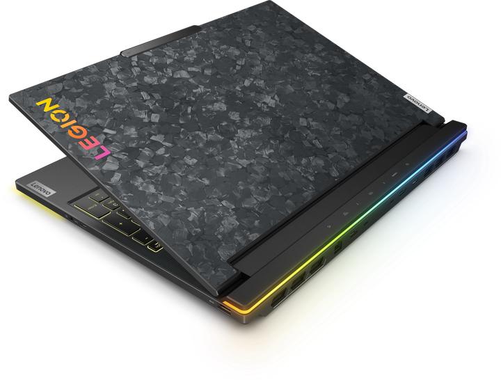 Produktbild Lenovo Legion 9 (16", Intel Core i9-14900HX, 32 GB, 2000 GB, CH)
