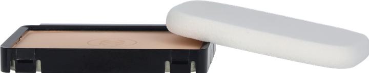 Actual product image Chanel Ultra Le Teint Compact Foundation Refill (B10)