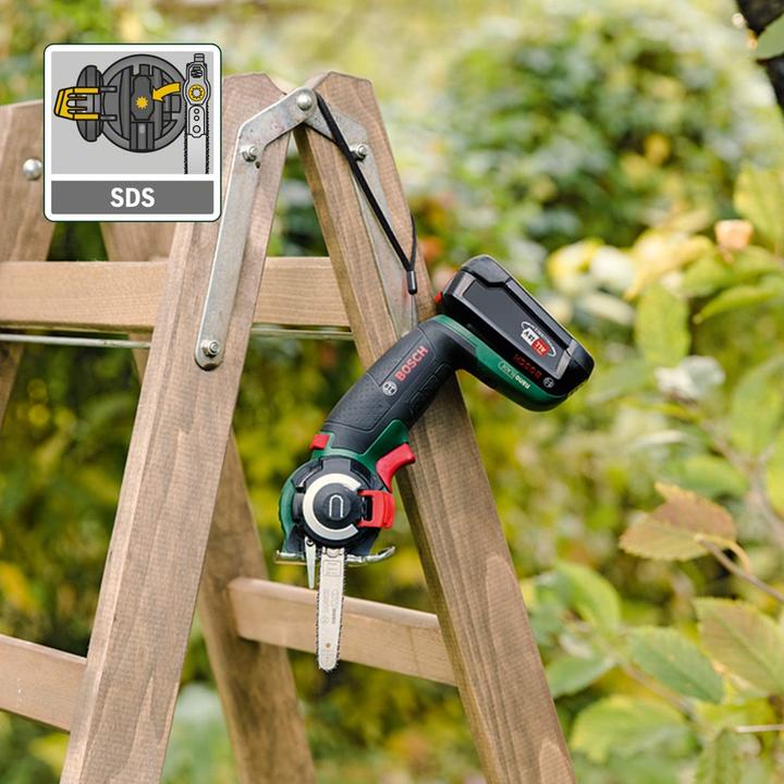 Actual product image Bosch Home & Garden AdvancedCut 18 with battery (Battery chain saw)