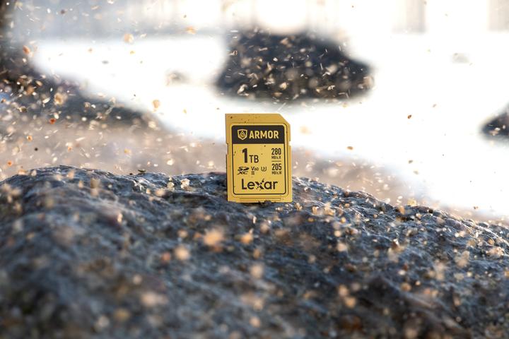 Productafbeelding Lexar Armor Gold (128 GB, SDXC, U3, UHS-II)