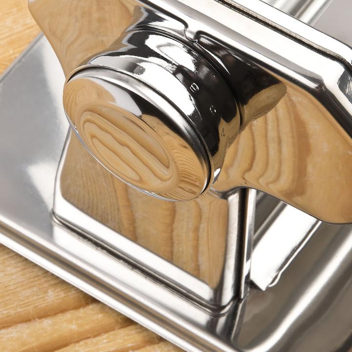 Actual product image Girmi IM91 pasta machine