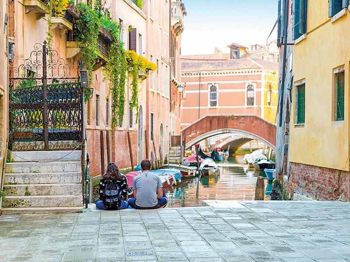 Immagine prodotto Smartbox 3 giorni in una delle città più instagrammabili d'Europa (2 pers.)