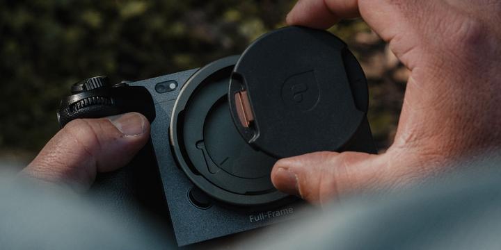 Produktbild PolarPro Kamera-Gehäusedeckel Canon RF Mount - Desert