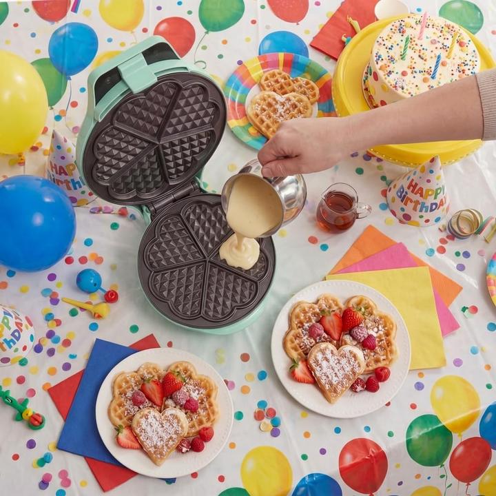 Actual product image Bestron ASW217M Waffle maker 5 waffle(s) mint color