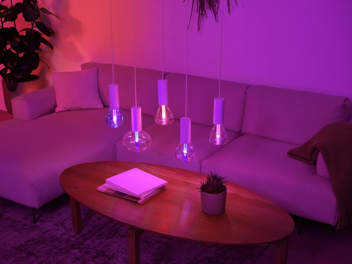 Actual product image Philips Hue Ellipse (E27, 6.50 W, 500 lm, 1 x, G)