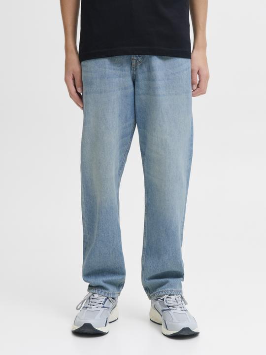Actual product image Jack & Jones JJICHRIS JJORIGINAL AKM 910 JNR Relaxed Fit Jeans Junior Relaxed Fit Jeans (146)
