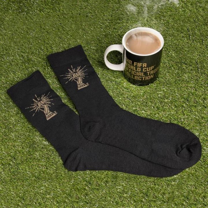 Actual product image Paladone Products FIFA Mug and Socks Black and Gold (300 ml, 1x)