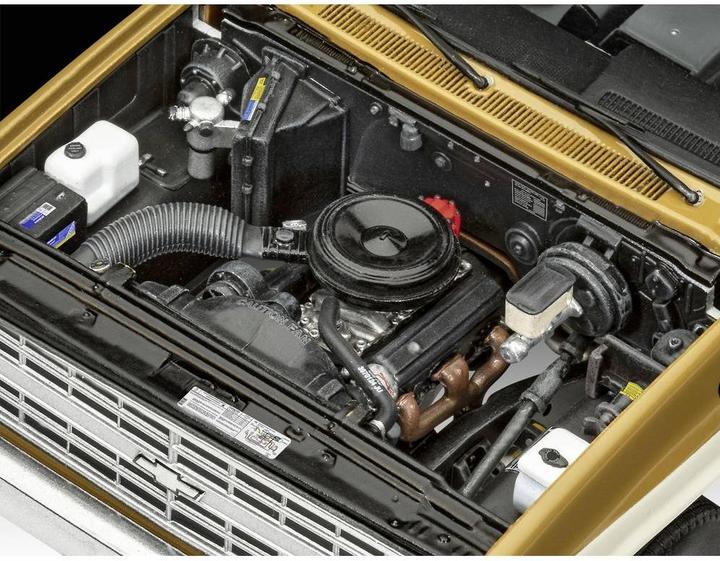 Actual product image Revell Stranger Things 1985 Chevrolet K5 Blazer