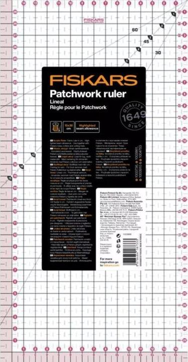 Produktbild Fiskars Patchwork Lineal, 15 x 30 cm, Farbe: transparent Raster in cm, für die perfekte Quadraten, Streifen (30 cm)