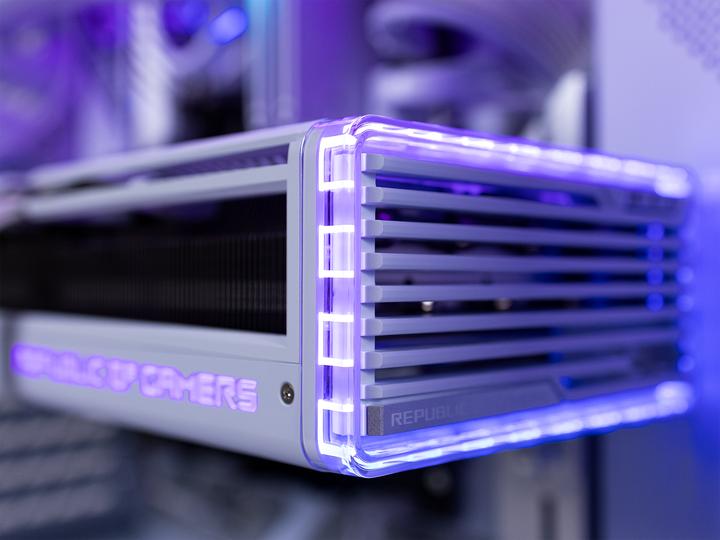 Actual product image Joule Performance High-end gaming PC PBA RTX4090 I9 32GB 2TB L1132060 (2000 GB, 65.54 GB, Intel Core i9-14900K, GeForce RTX 4090)