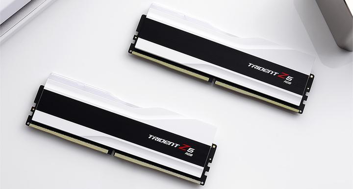 Image du produit G.Skill D548GB 8000-38 Trident Z5 RGB K2 GSK (F5-8000J3848F24GX2-TZ5RK) (2 x 24 Go, 8000 MHz, RAM DDR5, DIMM)