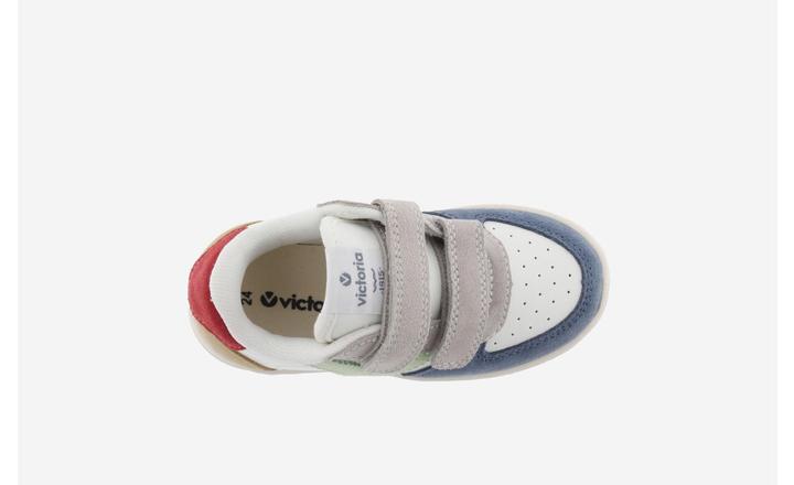 Actual product image Victoria Girl Trainers (35)