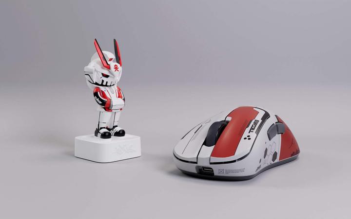 Image du produit Pulsar Gaming Gears Xlite V4 - Mini Size 1 (Sans fil, Filaire)