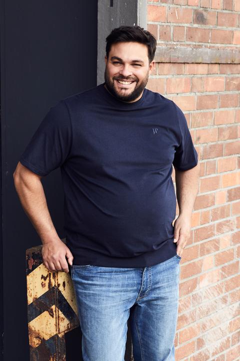 Actual product image JP1880 Stretch Hem Cotton Tee (9XL)