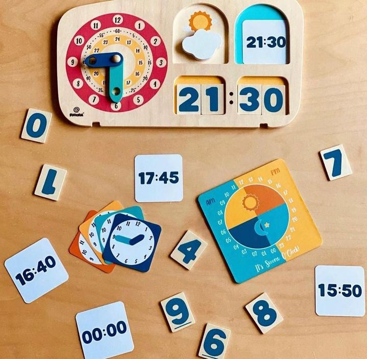 Produktbild Svoora Montessori Lernuhr aus Holz