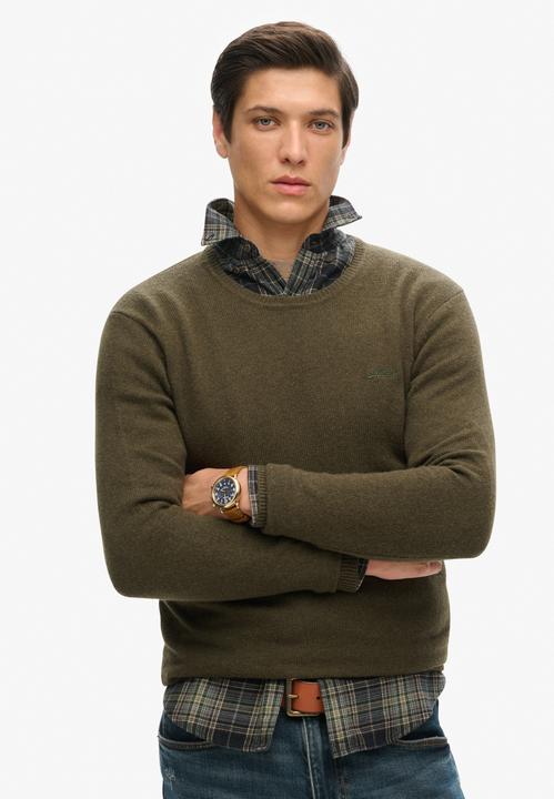 Actual product image Superdry Essential Slim Fit Crew Jumper (L)