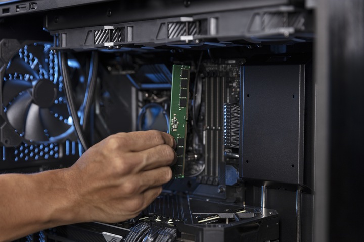Actual product image Kingston ValueRam (1 x 16GB, 4800 MHz, DDR5 RAM, DIMM)