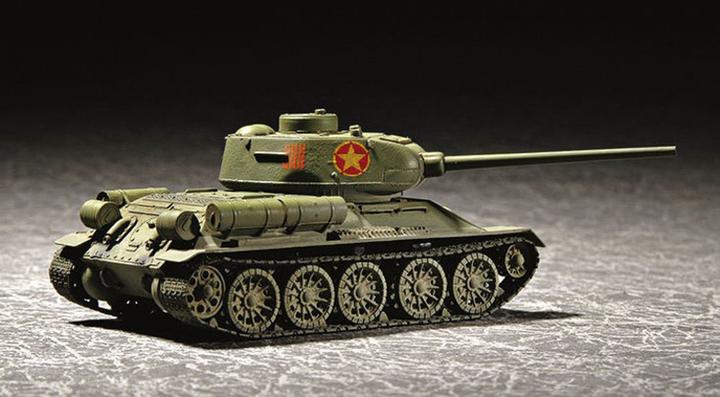 Actual product image Trumpeter Soviet T-34/85 Model 1944