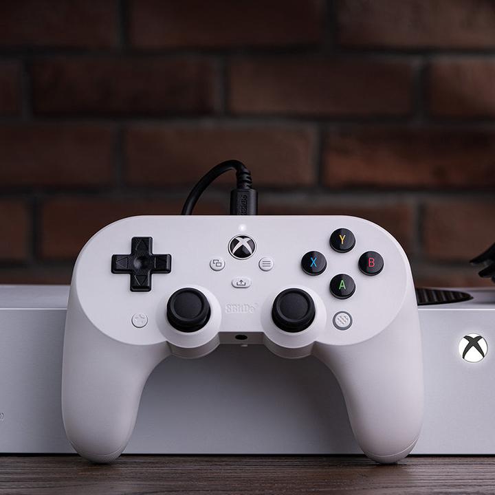 Produktbild 8bitdo Pro 2 Wired Xbox Gamepad White